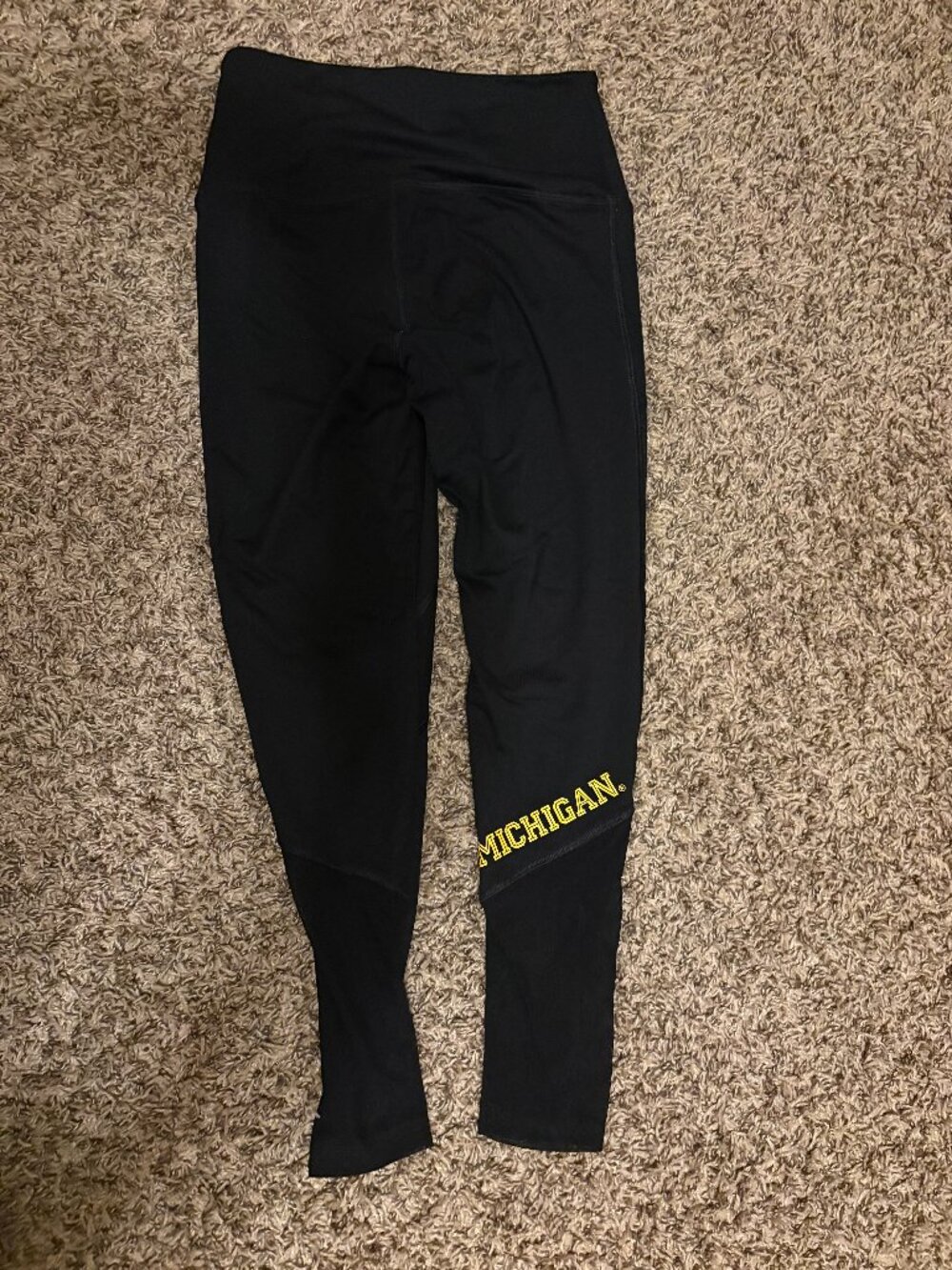 Michigan Wolverines Leggings XS Xtra Small Victoria's Secret Pink 5th & Ocean